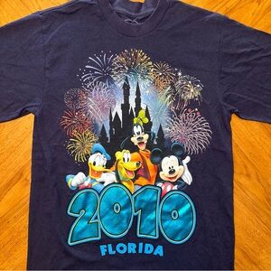 Disney TShirt Mens Medium Blue Mickey Goofy Donald Duck 2010 Retro Y2K Florida